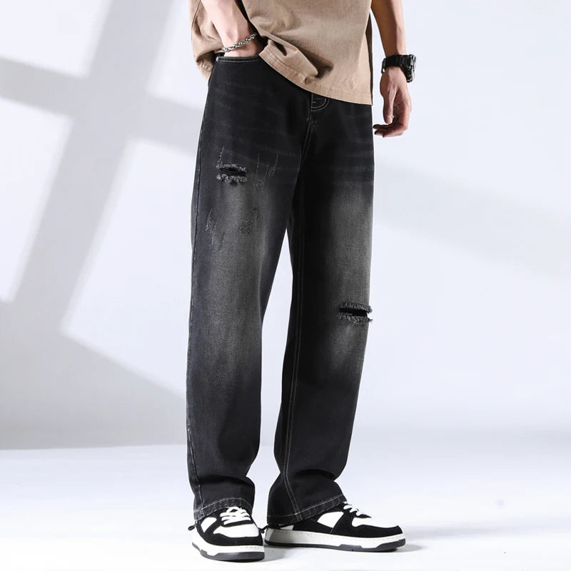 Wade Distressed Jeans