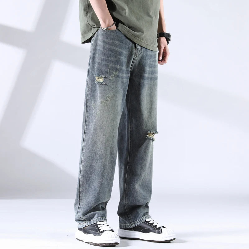 Wade Distressed Jeans