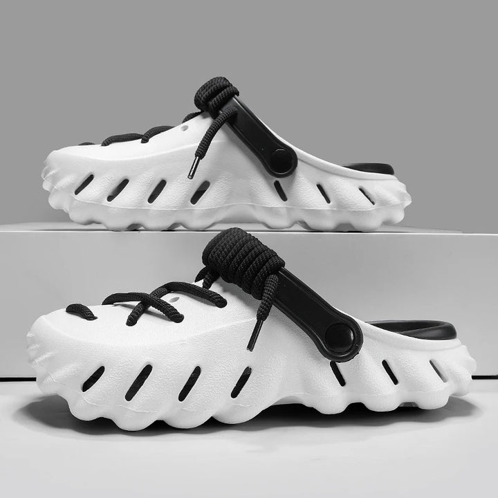 Ridge Laced Clogs