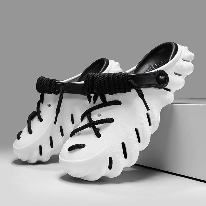 Ridge Laced Clogs