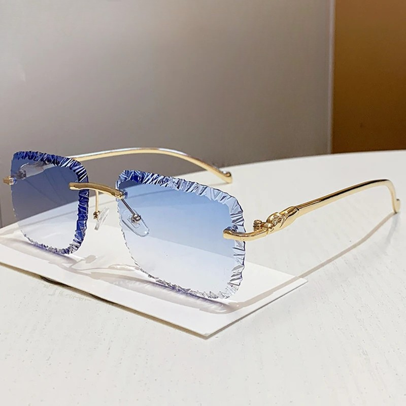 Lyra Pleated Edge Sunglasses