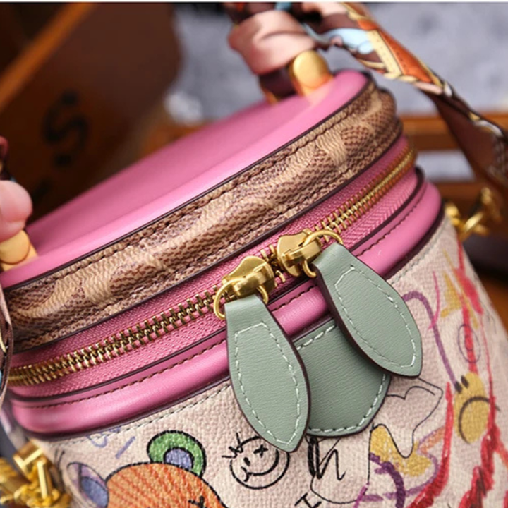 Eden Sketch Vanity Case