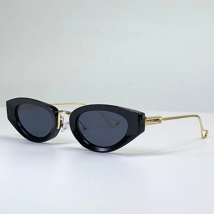 Kleio Cat-Eye Sunglasses