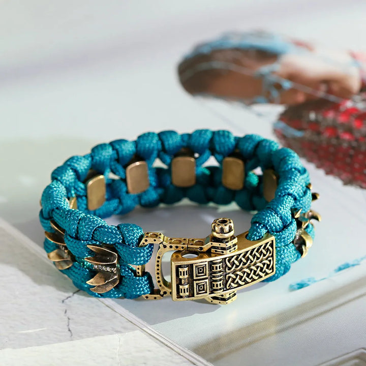 Titan Fang Paracord Bracelet