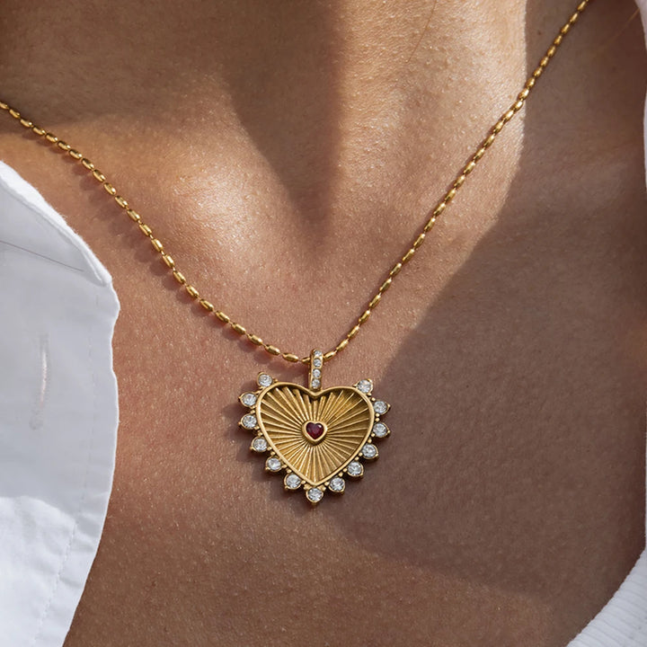 Amore Halo Heart Necklace