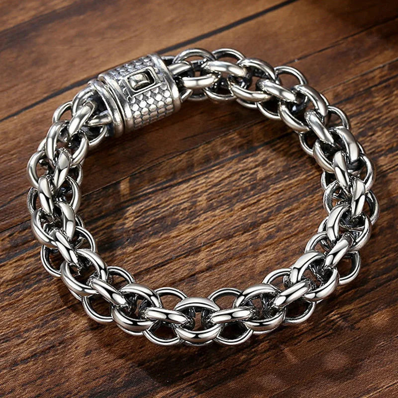 Titan Loop Bracelet