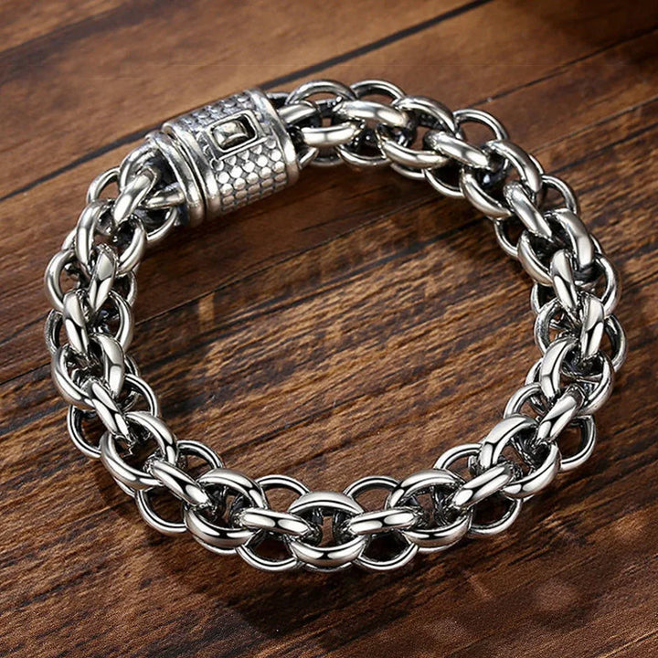 Titan Loop Bracelet
