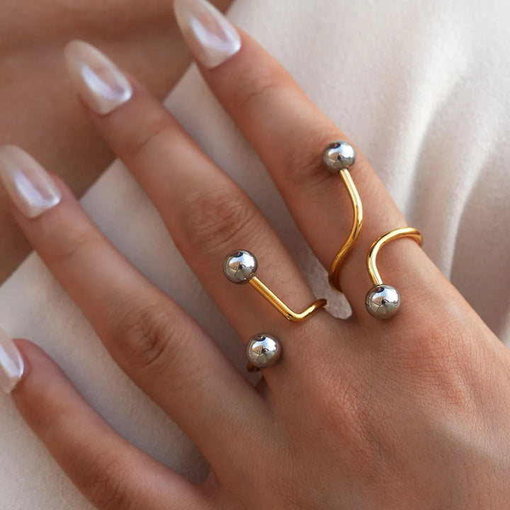 Astria Twin Curve Ring Set