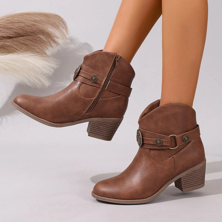 Dakota Buckle Western Boots