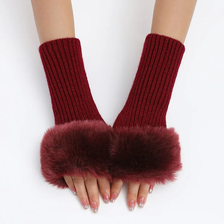Valeria Ribbed Fur-Cuff Gloves