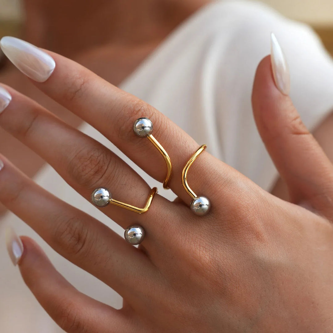 Astria Twin Curve Ring Set