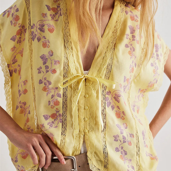 Isla Floral Lace Trim Blouse