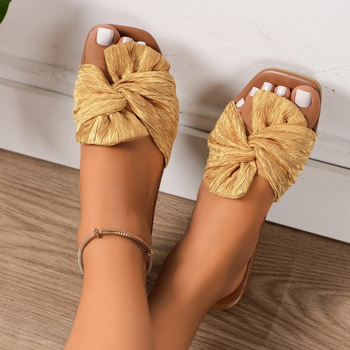 Sardinia Bow Sandals