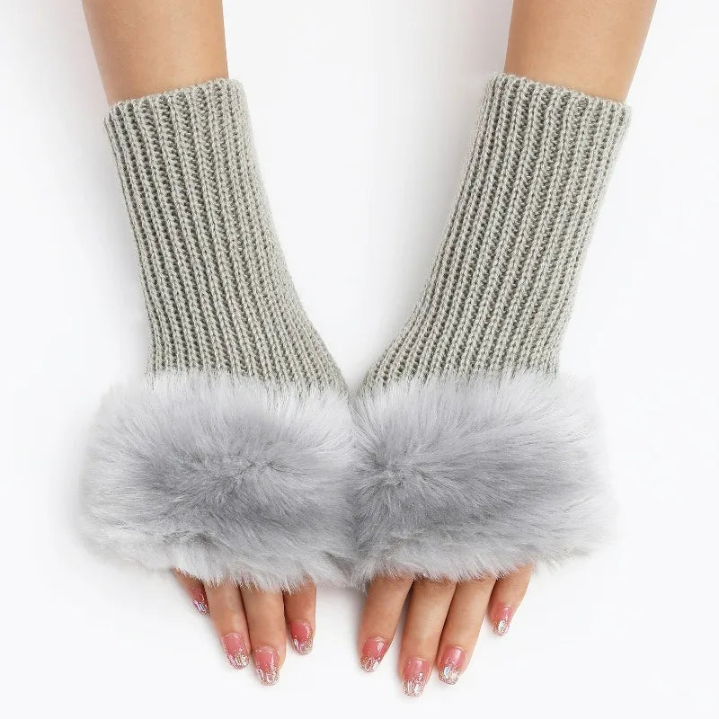 Valeria Ribbed Fur-Cuff Gloves