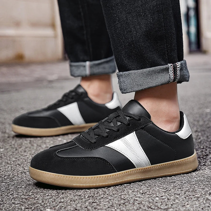 Roberto Low-Top Sneakers