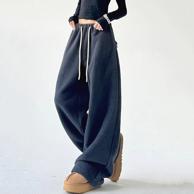 Cervino Fleece Loose Joggers