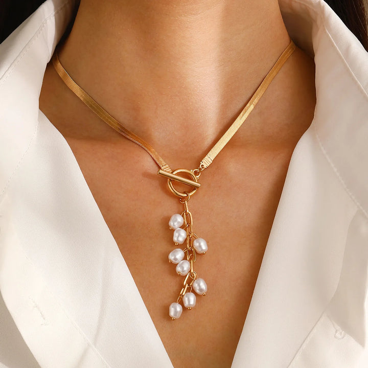 Luma Pearl Necklace