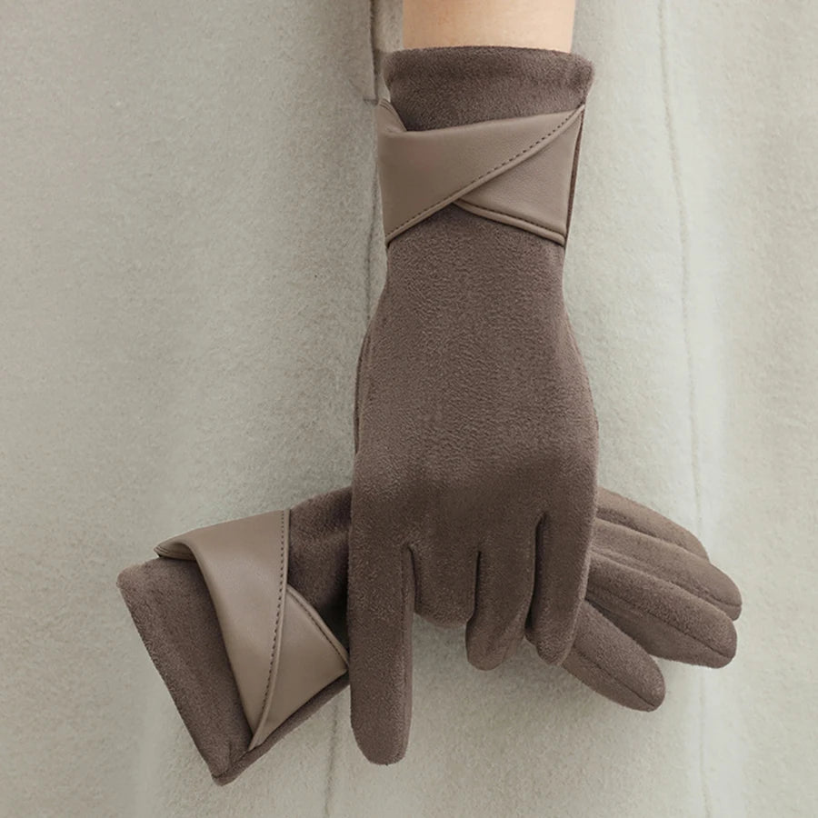 Montrose Velvet Gloves